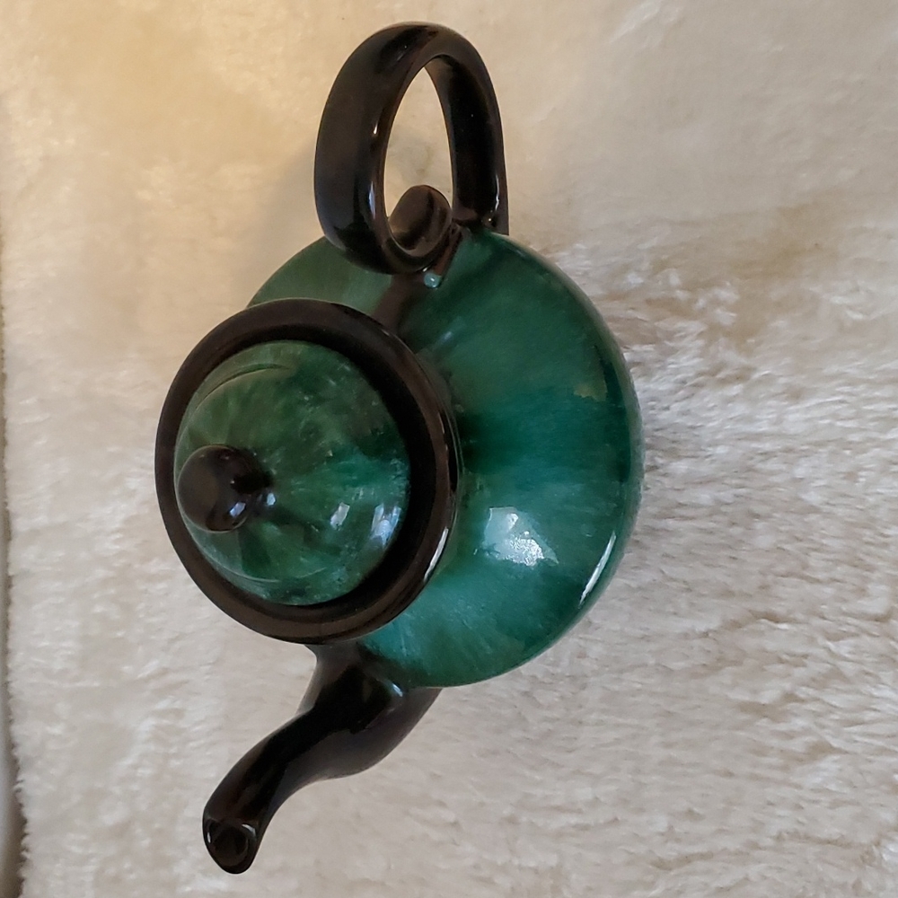 Retro Blue Mountain tea pot